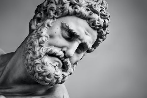 Hercules Statue, Ancient Greek City, Greek Statues, Greek Tattoos, Ancient Mythology, Ancient Sculpture, Roman Mythology, Florence Italy, Ancient Rome