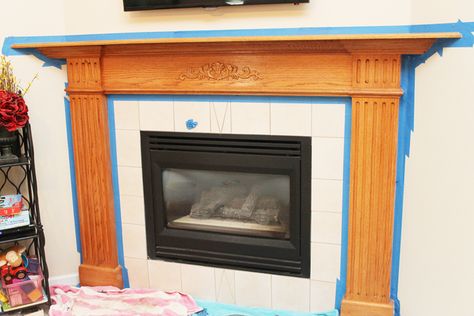 How to Easily Update an Oak Mantel | Thriving Home Update Mantle, Update Brick Fireplace, Fireplace Mantel Makeover, Painted Fireplace Mantels, Fireplace And Mantle, Mantel Makeover, Painted Mantle, Portable Electric Fireplace, Wood Mantle Fireplace