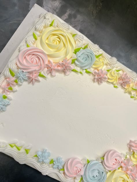 Pastel Sheet Cake, Sheet Cake With Flowers, Floral Sheet Cake, Slab Cake, Sheet Cake Designs, Cake Design Inspiration, Icing Flowers, Fun Cakes, Baking Business