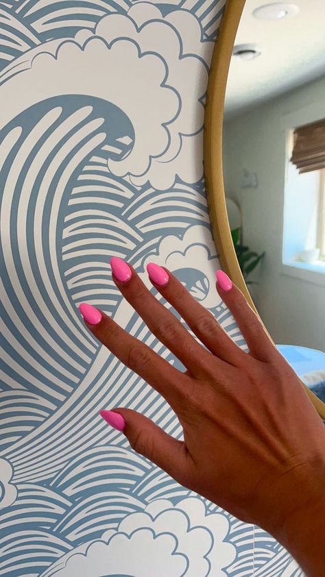 Preppy Beach Aesthetic, French Rosa, Pink Spring Nails, Color Trends 2024, Hawaii Nails, Teen Nails, Florida Nails, Coastal Preppy, Spring Break Nails