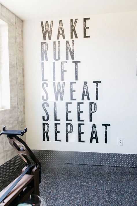 Home Gym Basement, Basement Decoration, Home Gym Inspiration, Dream Home Gym, House Gym, Workout Room Home, Home Gym Garage, Diy Home Gym, Exercise Room