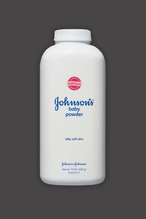 Baby Powder’s Possible Asbestos Link Worried Johnson & Johnson for Years | Johnson & Johnson says its product is safe. But asbestos, a carcinogen that can exist underground near talc, was a concern inside the company for decades. Johnsons Baby, Johnson Johnson, Pretty Skin Care, Baby Powder, Baby Oil, Body Skin Care Routine, Johnson And Johnson, Baby Bath, Skin So Soft