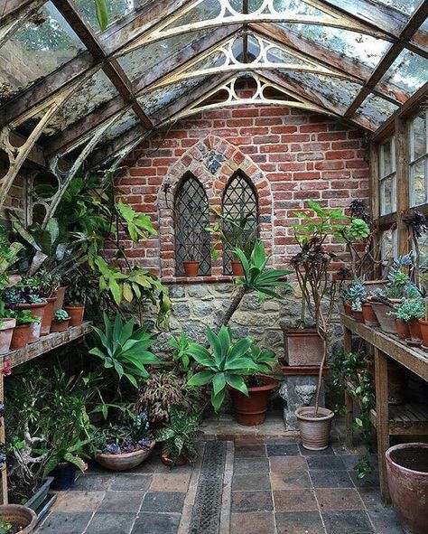 Potting Room Restoration House, Conservatory Greenhouse, Greenhouse Plans, Garden Greenhouse, Patio Interior, Building A Shed, Potting Shed, Shed Plans, Instagram Foto