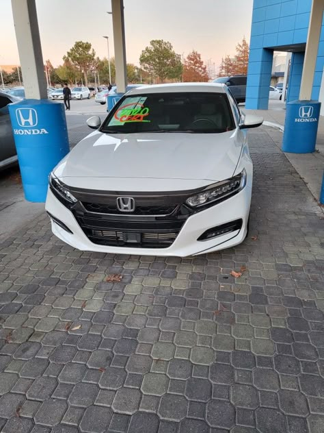 Honda Accord Aesthetic, White Honda Accord, Honda Accord 2015, Honda Civic Car, Car For Teens, Civic Car, Honda Accord Sport, Dream Cars Mercedes, Cars Mercedes