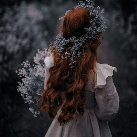 Red Hair Fantasy Aesthetic, Red Princess Aesthetic, Rowena Macleod, Celtic Hair, Red Princess, Daughter Of Zeus, Hell Girl, Dark Red Hair, Beautiful Angels Pictures