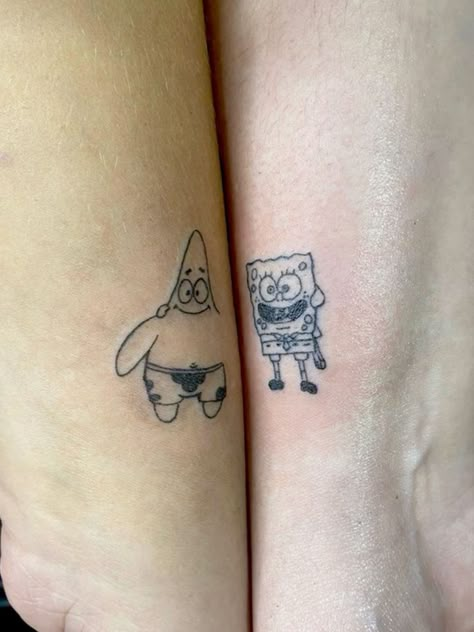 Duo Anime Tattoos Ideas, Spongebob Tattoo Ideas Friends, Spongebob Patrick Tattoo Best Friends, Spongebob And Patrick Tattoo Ideas, Tattoo Ideas For Male And Female Friends, Spongebob And Patrick Tattoo Matching, Spongebob Sibling Tattoo, Spongebob Friend Tattoos, Matching Tattoos Spongebob