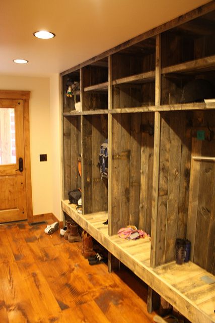 Farmhouse Mudroom, Gear Room, Hunting Room, Mudroom Decor, Mud Room Storage, Craftsman Style Homes, Timber House, Laundry Mud Room, Reclaimed Barn Wood