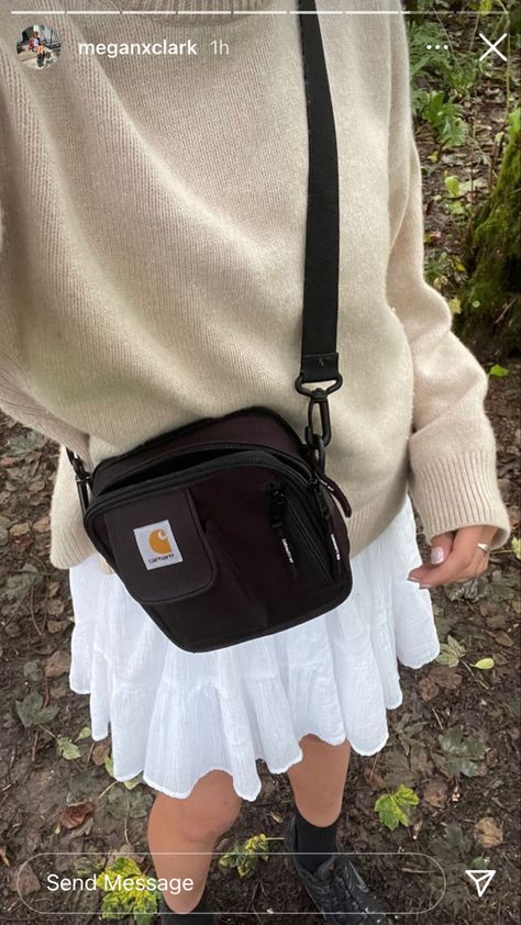 Carhartt Bag Outfit, Crossbody Bag Outfit, Carhartt Bag, Yellow Vest, Lookbook Outfits, Style Profile, Spring Outfit, Aesthetic Clothes, Nice Dresses