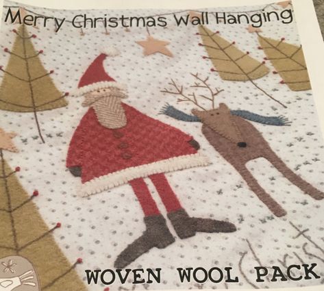 Folk Quilt Patterns, Free Applique Patterns Templates Ideas, Christmas Wallhanging Quilt, Folk Art Quilts Primitive, Christmas Applique Patterns, Primitive Stitching, Santa Applique, Anni Downs, Wool Applique Kits