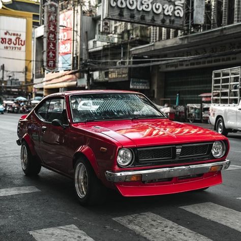 Old Japanese Cars — 1979 Toyota Corolla KE35! 🔑 @tirawat_01 📸... Ke35 Corolla, Old Toyota Cars, Old Japanese Cars, Corolla Ke30, 1997 Toyota Corolla, Old Toyota Corolla, Toyota Old Cars, Toyota Celica 1977, 1985 Toyota Corolla