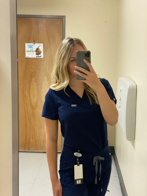 Navy Blue Scrubs Aesthetic, Psych Nurse Aesthetic, Navy Scrubs Outfit, Nurse Extern, Figs Scrubs Aesthetic, Nurse Scrubs Aesthetic, Figs Scrubs Outfit, Registered Nurse Aesthetic, Scrubs Aesthetic