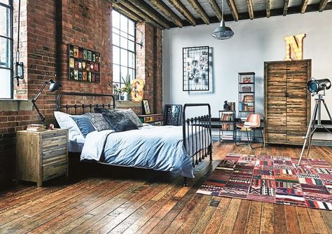 Bedroom Industrial Chic, Industrial Decor Bedroom, Urban Industrial Decor, Industrial Style Bedroom, Industrial Bedroom Design, Industrial Style Interior, Amazing Bedroom Designs, Beautiful Beds, Interior Design Per La Casa