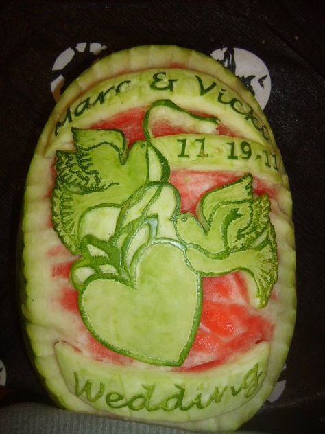 Wedding Watermelon Carving - By Jeremy Noyes Watermelon Wedding, Platter Display, Veggie Art, Fruit Creations, Watermelon Art, Purple Fruit, Watermelon Carving, Fruit And Vegetable Carving, Cut Watermelon