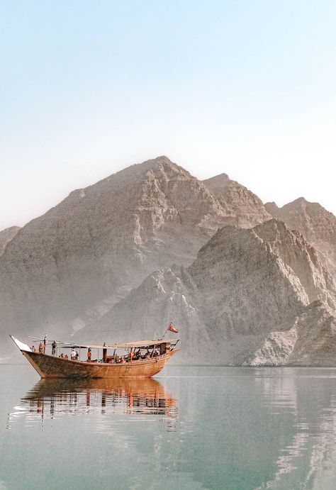 11 Best Places In Oman To Visit - Hand Luggage Only - Travel, Food & Photography Blog Aesthetic Airport, Arabian Desert, Oman Travel, Travel Africa, Travel Locations, Travel Bug, Home Inspiration, Hand Luggage, Packaging Ideas