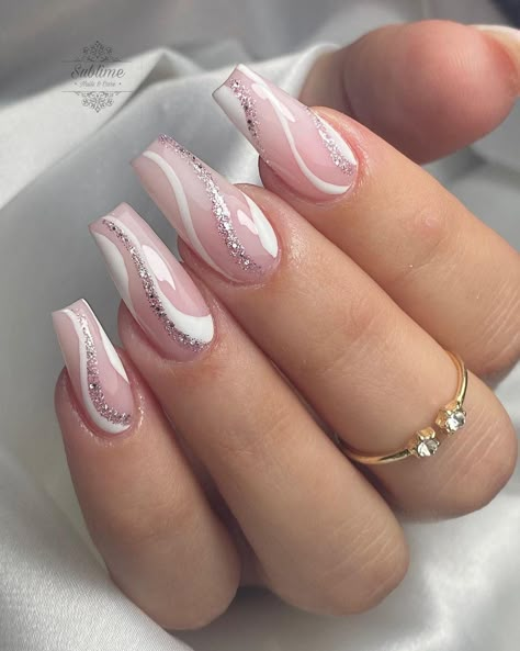 Plain Nails, Halloween Acrylic Nails, Formal Nails, Fancy Nails Designs, White Acrylic Nails, Girly Acrylic Nails, Acrylic Nails Coffin Pink, White Nail, Acrylic Nails Coffin Short