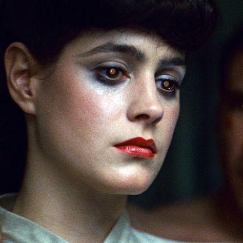 Sean Young Blade Runner, Rachel Blade Runner, Runner Tattoo, Sean Young, Film Blade Runner, Blade Runner 2049, Sci Fi Films, Ridley Scott, Science Fiction Film