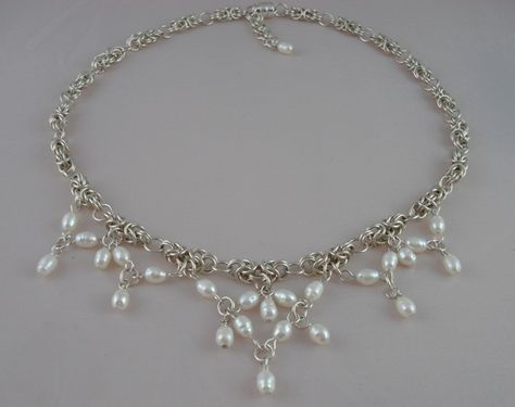 Byzantine lace necklace in Stirling Silver with pearls. Purls Jewellery, Beading Jewelry Ideas, Chainmaille Jewelry, Chain Maille Jewelry, Lace Necklace, Chain Maille, Bracelets Diy, Beaded Bracelets Diy, Beading Jewelry