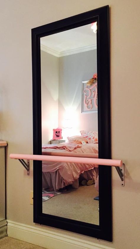 DIY ballet bar Ballet Bar Bedroom, Ballet Bar In Girls Room, Ballerina Room Ideas, Ballet Room Aesthetic, Ballet Bedroom, Dance Bedroom, Ballet Room, Ballerina Room, Ballet Bar