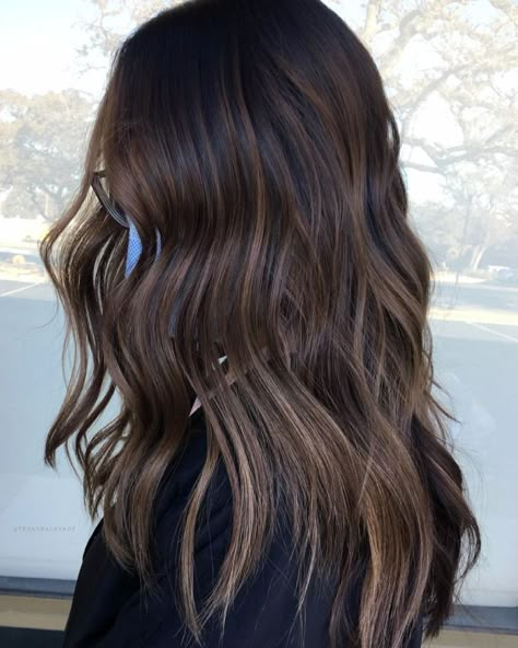 Cool Tone Brown Hair, Brown Hair Tones, Dark Hair Dye, Dark Brown Hair Balayage, Highlights For Dark Brown Hair, Black Hair Balayage, Dark Brunette Hair, Brown Hair Inspo, Brunette Hair With Highlights