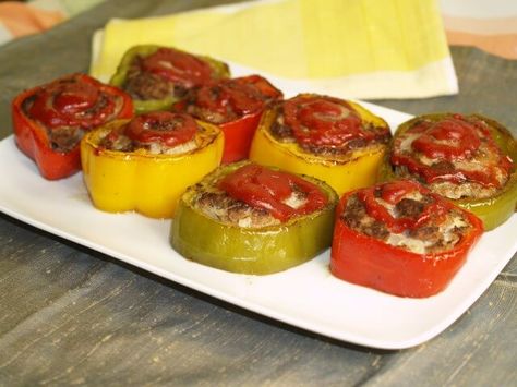 Pan-Fried Meatloaf In Tricolor Peppers - A new twist on stuffed peppers! In this version, bell pepper rings are filled with a tasty meatloaf mixture, browned in a pan, then baked until cooked through. Made with green bell pepper, red bell pepper, yellow bell pepper, ground beef, white bread, OR, saltine crackers, garlic, egg, onion, Worcestershire sauce, hot sauce, salt and freshly ground black | CDKitchen.com Fried Meatloaf, Bell Pepper Rings, Best Meat Loaf, Green Pepper Recipes, Pepper Rings, Ground Recipes, Meat Pie Recipe, Yellow Bell Pepper, Brown Sugar Recipes