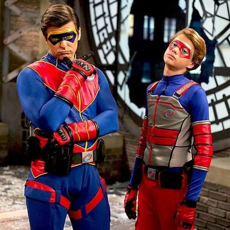 Henry Danger... Ray Manchester, Captain Man, Henry Danger Nickelodeon, Norman Love, Henry Danger Jace Norman, Jace Norman, Duo Costumes, Henry Danger, Teen Tv