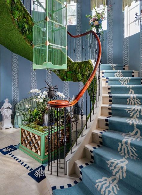 Master Staircase, Bad Interior Design, Folk Victorian, Show House, Futuristic Interior, Design Hotel, Eclectic Interior, Decoration Inspiration, House Things