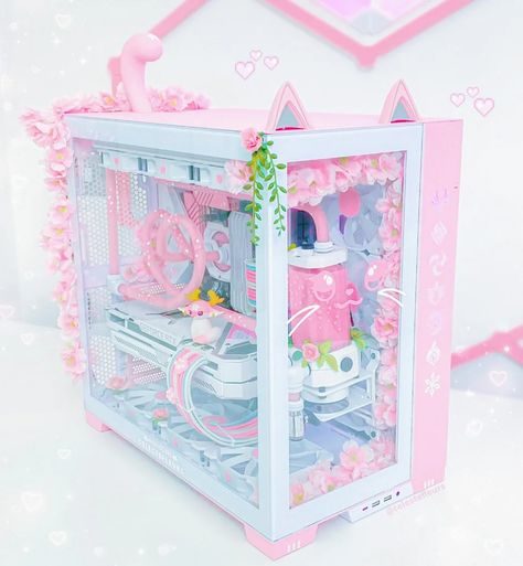 Pink Computer Setup, Pink Pc Build, Kawaii Pc Setup, Pink Gaming Pc, Cpu Gamer, Pink Pc, Pc Games Setup, Strawberry Cat, Gaming Area