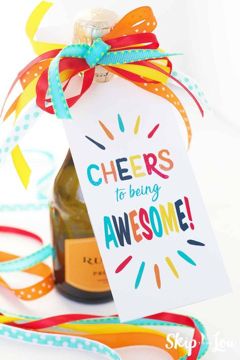 Cheers to Being Awesome Gift Tag and a favorite bottled beverage is what you need to appreciate your employees in a inexpensive, but fun way! Wine Teacher Gift, Best Teacher Appreciation Gifts, Fun Teacher Gifts, Gifts For Office Staff, Lottery Ticket Gift, Sewing Classes For Beginners, Wine Gift Tags, Wine Teacher, Cheers Card