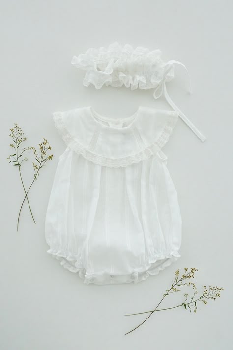 White Baby Romper, Louisiana Museum, Baby Party Dress, Kids Dress Wear, Oversized Collar, Baby Boy Romper, White Outfit