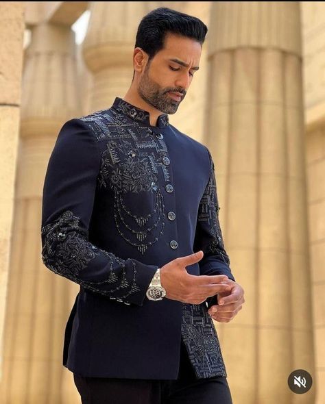 New Jodhpuri Suits For Men, Groom Suit For Reception, Open Jodhpuri, Mens Dress Trousers, Engagement Dress For Groom, Reception Suits, Jodhpuri Suits, Suit For Men Wedding, Man Dress Design