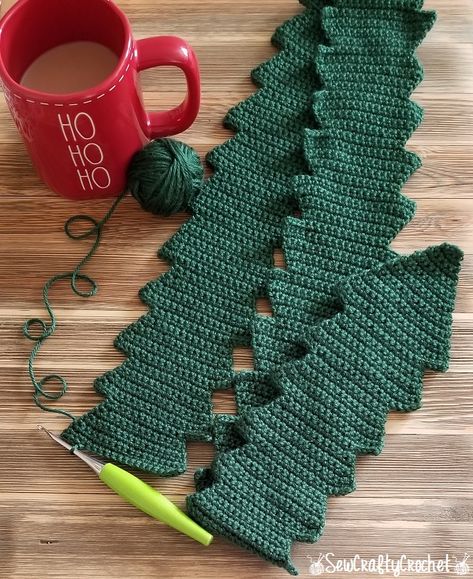 Crochet Christmas Tree Scarf, Crochet Scarf Christmas, Crochet Snowman Scarf, Grinch Scarf Crochet Pattern Free, Christmas Crochet Scarf, Crochet Christmas Scarf, Crochet Christmas Tree Hat, Crochet Garments, Snowman Scarf