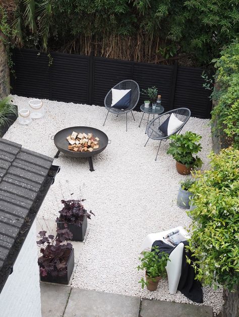 Scandi Garden, Outdoor Living Space Design, Black Fence, Gravel Patio, Gravel Garden, London Garden, Garden Makeover, Contemporary Garden, Backyard Fences