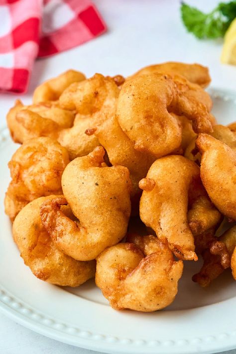 Battered Fries Recipe, Battered Shrimp Recipes, Battered Fries, Fried Shrimp Recipes Easy, Deep Fried Foods, Beer Batter Recipe, Battered Shrimp, Beer Battered Shrimp, Deep Fryer Recipes