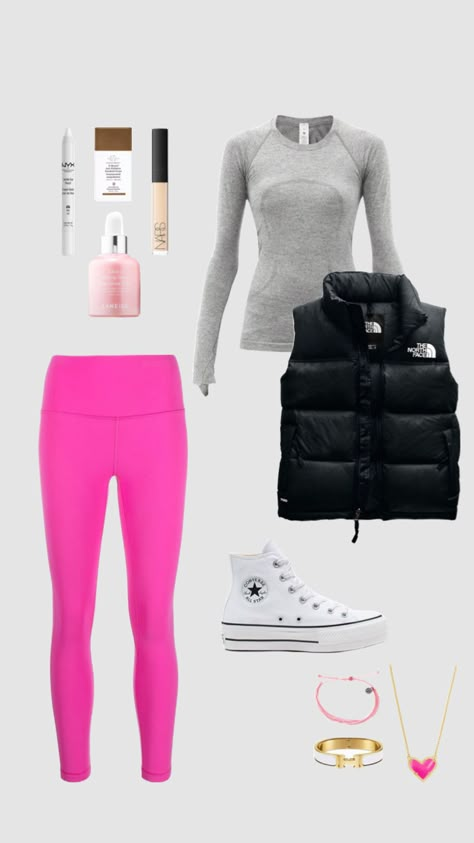 Preppy Outfits For Cold Weather, Preppy Leggings Outfit Winter, Winter Preppy Outfits Cold Weather, Preppy Winter Clothes, Preppy Vest Outfits, Preppy Winter Sweater, Preppy College Sweater For Winter, Preppy Winter Outfit, Preppy Winter Outfits Cold Weather