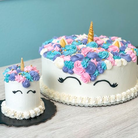 Celebrating sweetness and magic with our adorable unicorn cake and matching smash cake! 🦄✨ Indulge in layers of whimsy and deliciousness. Perfect for birthdays, baby showers, or just because! 🎉🍰 Don't miss out on this enchanting treat that will add a touch of sparkle to any celebration! 💖 Cake Girl, Birthday Unicorn, Unicorn Cake, Girl Cakes, Smash Cake, Cake Smash, Just Because, First Birthday, Baby Showers