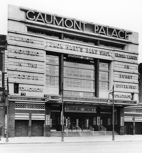 Teenage Memories, Historic London, Uk Cities, Odeon Cinemas, Greenwich London, Southeast London, London Now, London Buildings, Victorian London