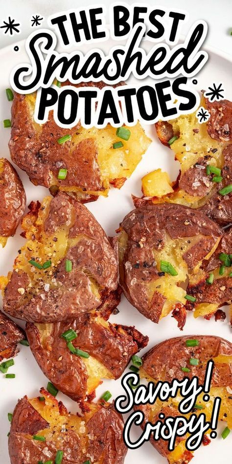 Smashed Red Potatoes Gold Potato Recipes, Smashed Red Potatoes, Roasted Smashed Potatoes, Garlic Smashed Potatoes, Baby Potato Recipes, Red Potato Recipes, Asparagus Recipes Baked, Smashed Potatoes Recipe, Potatoes In Oven