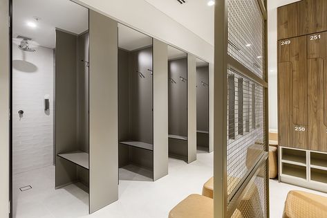 Locker Supplies, Public Shower, Gym Design Interior, Office Furniture Solutions, Modern Office Design, Resort Design, Common Room, Changing Room, Gym Design