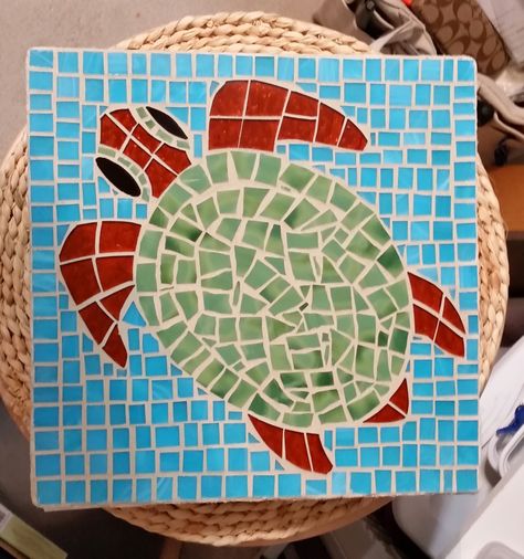 Mosaic Ideas Simple, Sea Turtle Mosaic, Mosaic Drawing, Easy Mosaic, Visual Art Lessons, Negative Space Art, Paper Mosaic, Sea Turtle Art, Mosaic Animals