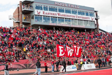 Explore Eastern Washington University's photos on Flickr. Eastern Washington University has uploaded 35449 photos to Flickr. Washington University Aesthetic, Iman Core, Eastern Washington University, Collage Dorm, University Aesthetic, College Things, College Vision Board, Eastern Washington, Evergreen State