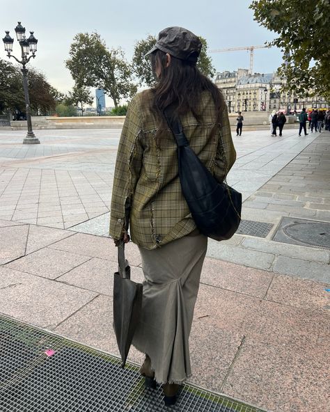 Diana in Paris for our SS25 buying trip, wearing the Lemaire Black Large Croissant bag, crafted from a tactile grained 100% cow leather.⁠ ⁠ Follow the link in our bio to shop Lemaire's signature, luxurious leather bags. Lemaire Croissant Bag, Bag Photoshoot, Croissant Bag, Leather Bags, Cow Leather, Leather Bag, Cow, Paris, Leather