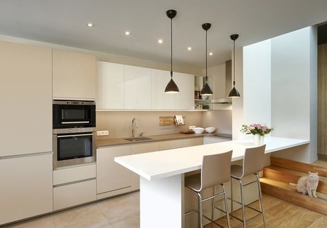 White and Cream Kitchen - renovation of a living space in Brussels by Standing Renovation - Dwell Window Ideas Kitchen, White And Cream Kitchen, Cream And White Kitchen, Taupe Palette, White Kitchen Set, Glazed Kitchen Cabinets, Taupe Kitchen, Kitchen Set Cabinet, Tile Floor Living Room