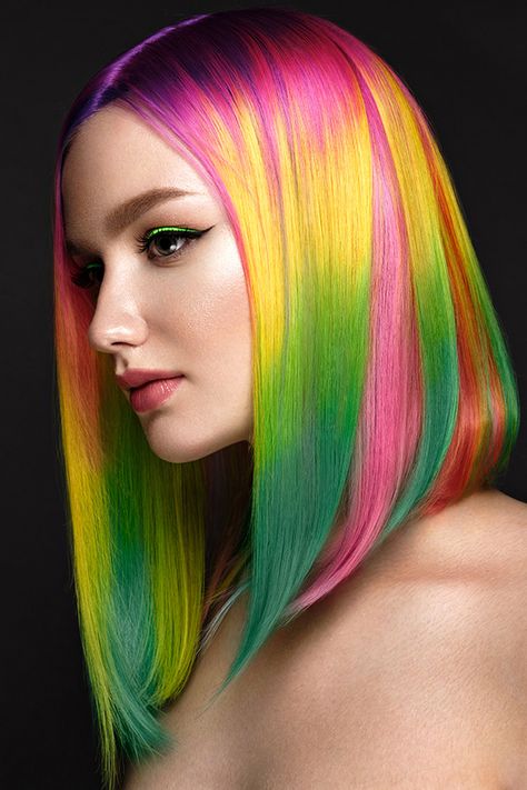 Curls Without Heat, Beauty Killer, Beauty Courses, Fashion Beauty Photography, Semi Permanent Hair Dye, Rainbow Hair Color, Balayage Hair Dark, Makeup Course, Semi Permanent Hair Color