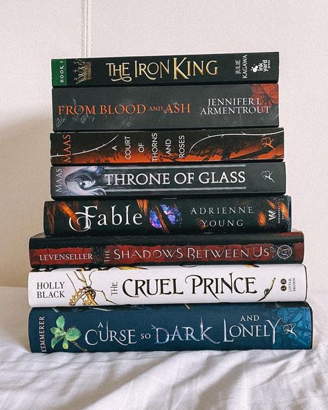 The Iron King, Iron King, King Aesthetic, Book Tower, Dr Book, Book Haul, Tea And Books, Book Instagram, Beautiful Book Covers