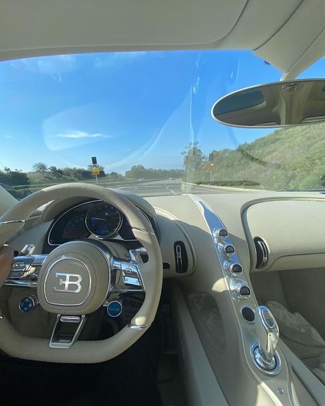 Luxury | Cars | Lifestyle’s Instagram photo: “Views inside a Chiron😍 Tag someone that needs to see this!🥂 Follow @xillionaires for more! - - 📸 @mannykhoshbin  ________ #luxurylife…” Bugatti Chiron Interior, Best Car Interior, Cool Truck Accessories, Tokyo Drift Cars, Ford Mustang Car, Car Organization, Aesthetic Car, Pimped Out Cars, Luxury Car Interior