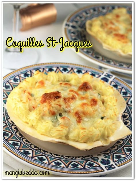 Mangia Bedda, Christmas Eve Appetizers, Coquille St Jacques, Authentic Italian Food, Coquille Saint Jacques, Italian Recipes Traditional, Scallop Recipes, Italian Appetizers, Bechamel Sauce