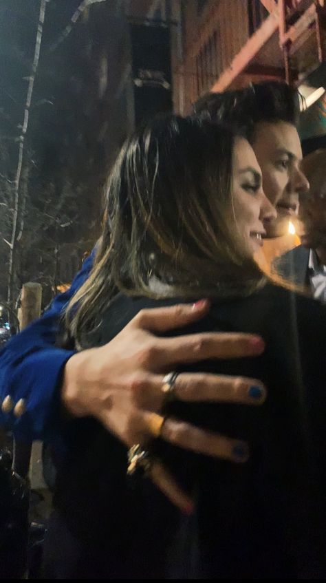 Harry Styles Hands, Nyc March, Harry Styles Nails, Harry Styles Pictures, Harry Styles Photos, I Want To Cry, Mr Style, Nails Short, Harry Edward Styles