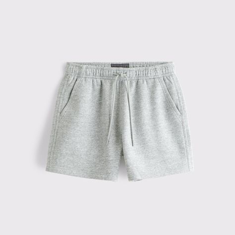 Classic 6 inch (15 cm) shorts in our softAF fleece fabric and relaxed-fit silhouette, with a thicker waistband for added comfort, exterior drawcords, side pockets and a beveled back pocket for extra storage.