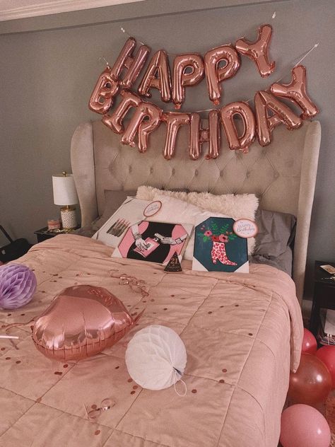 Bed Birthday Decorations, Pink Bedroom Birthday Decorations, Happy Birthday Bedroom Decoration, Hostel Birthday Room Decoration, Birthday Ballons Bedroom, Birthday Room Decorations Surprise Girl, Birthday Balloon Surprise Bedroom, Decor Above Bed, Happy Birthday Decor