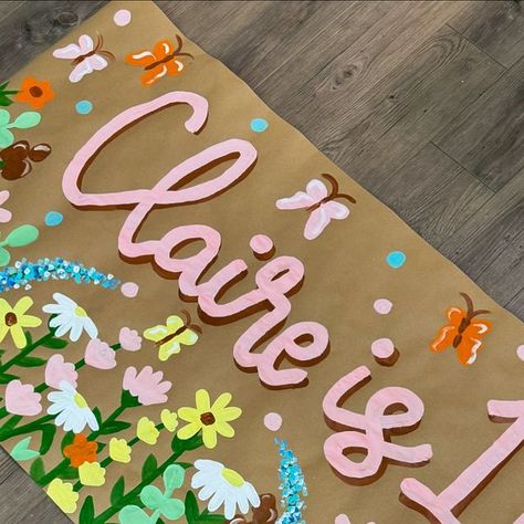 Kara’s Custom Banners on Instagram: "Love doing floral banners like this one 🌻💐🌸🌷  #handpaintedbanner #paintedbanner  #paintedbanners #paintedsigns #custombanner #brownpapersign #partydecor #birthdaybanner  #applebarrel #applebarrelpaint" Painted Banner, Sweet 17, Birthday Painting, 1st Birthday Banners, Apple Barrel, Floral Banners, Paper Banners, Happy 1st Birthdays, Butcher Paper